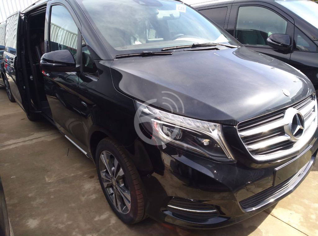 van, minivan airport transfer Mohammed V casablanca cmn Mercedes-Benz V-Class 